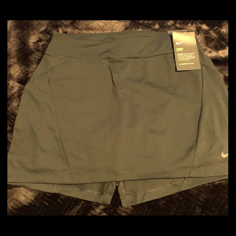Nike Black Golf Skirt, NWT